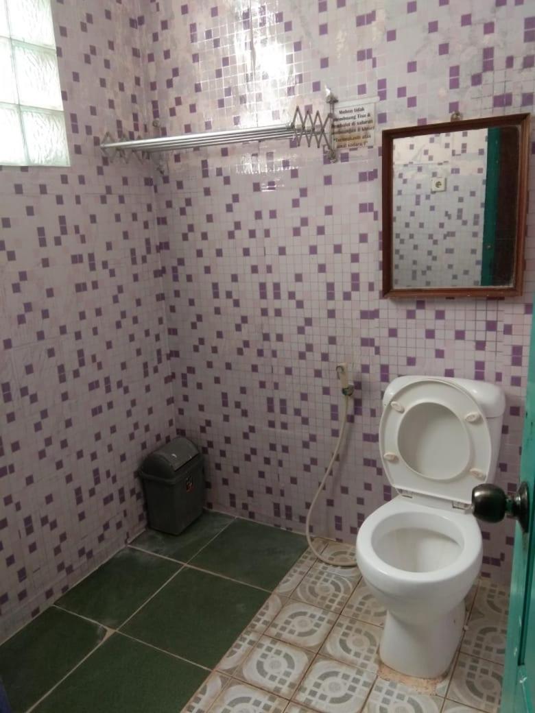 Hotel Krui Syariah エクステリア 写真
