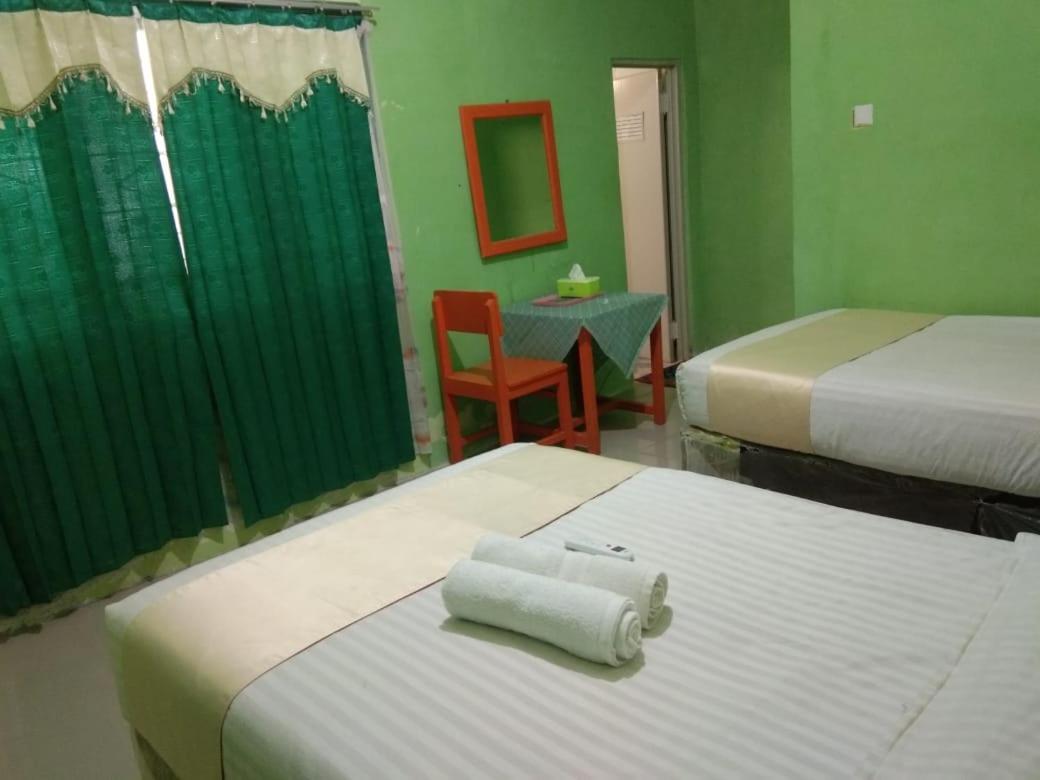Hotel Krui Syariah エクステリア 写真