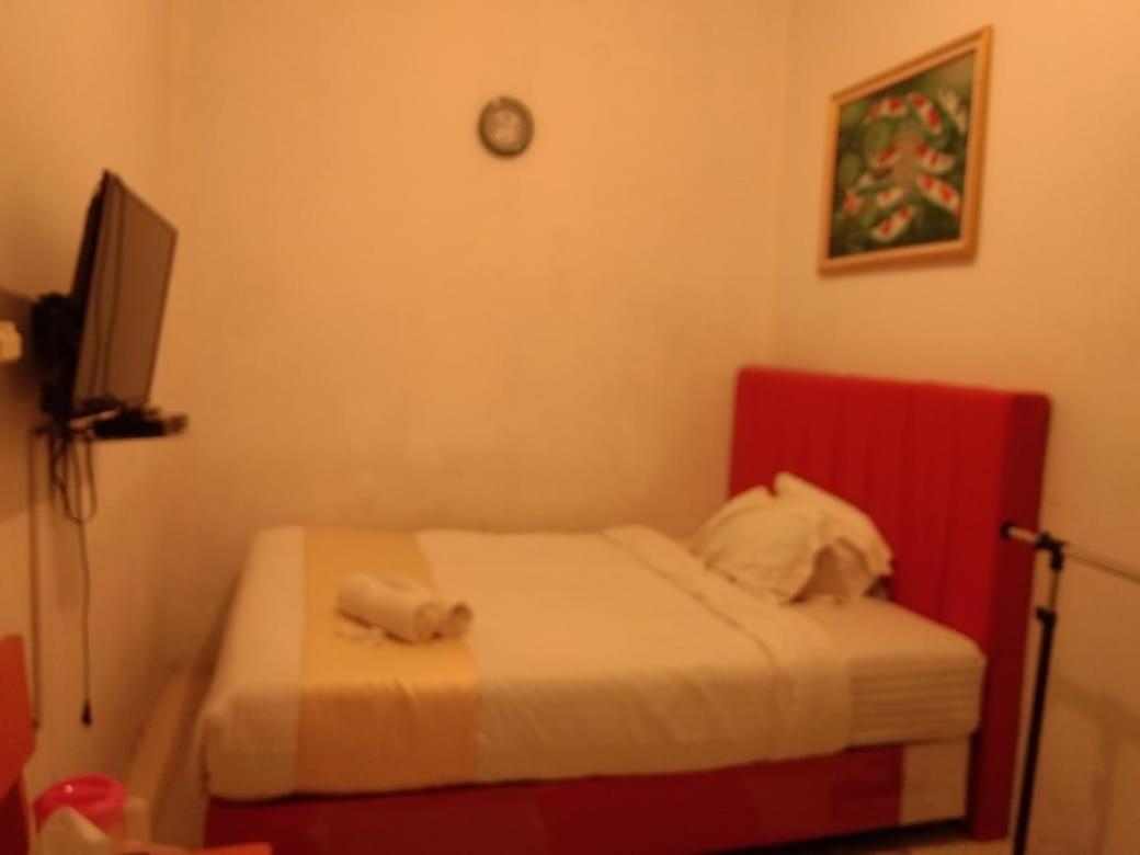 Hotel Krui Syariah エクステリア 写真